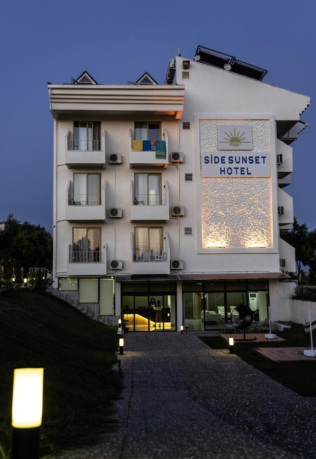 Side Sunset Hotel Exterior photo